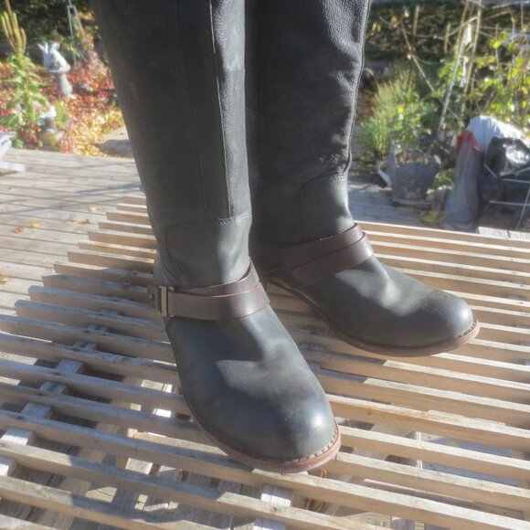 Caterpillar "Corrine" Tall Ladies Leather Boots - Size 10 Women's. - Picture 7 of 10